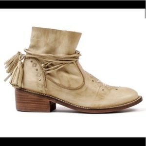 Musse and Cloud Tan Kylie Boots Size 8